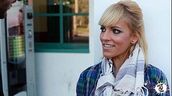 play Películas xxx con andreea tonciu nasoasa chupa y es follada anal