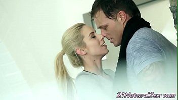 play Xnxx familie met broer en zus gepassioneerde seks