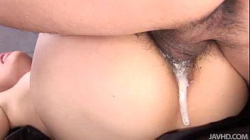 play Un joven que se suelta en su coño xxx