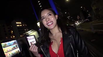 play En su dormitorio recibe todo lo que el hombre tiene ganas xxx