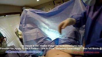 play Krankenschwestern, die in die Patientenzimmer kommen und beginnen, sich auszuziehen