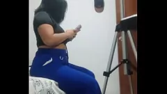 play Sury Latina Milf robi się samotnie w domu: Total Slut Sara